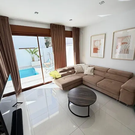 Villa De Lujo Con Piscina Privada *